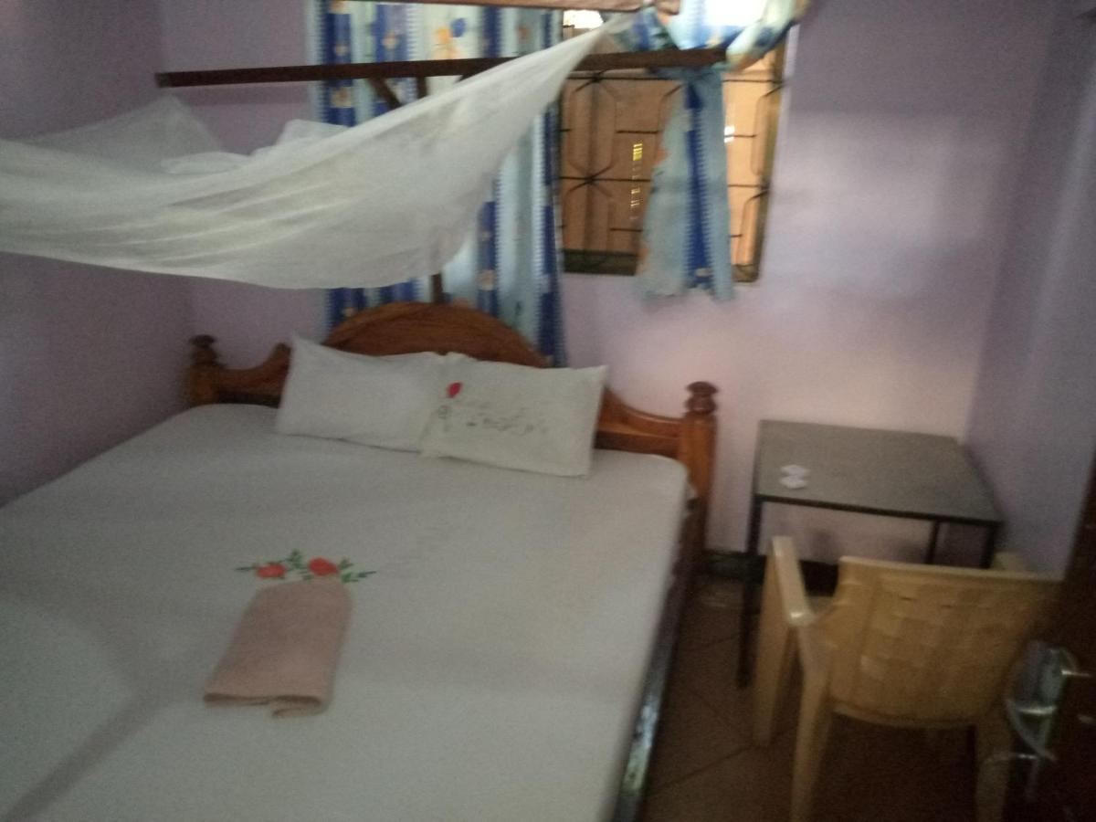 Kicec Bar And Guest House Airport Dar es Salaam Exteriör bild